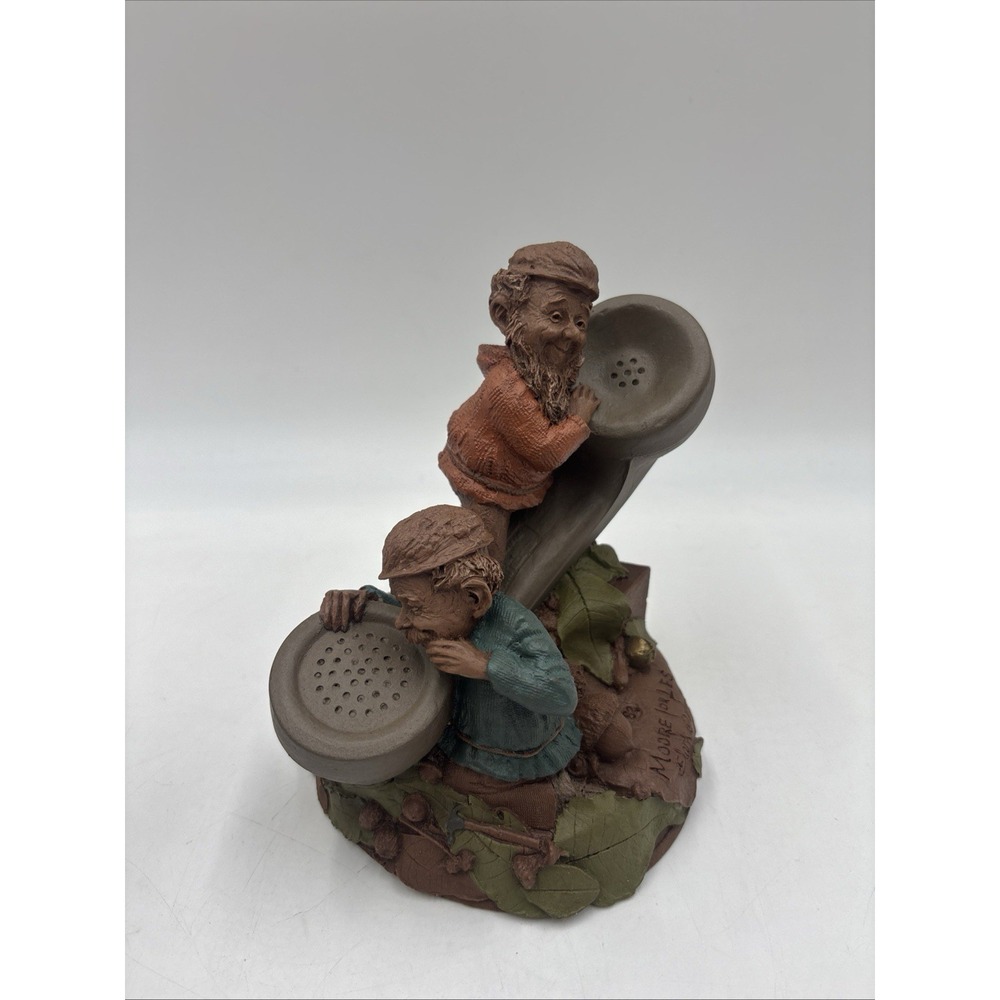 TOM CLARK GNOME "MOORE OR LES" WATSON & BELL DIALING 911 & CAIRN 1985 #82